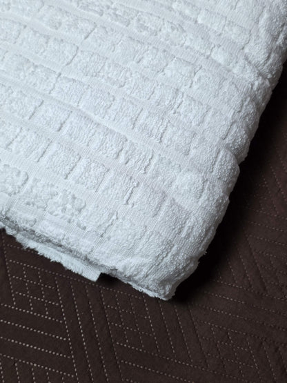 Premium Towel Ihram Square Pattern
