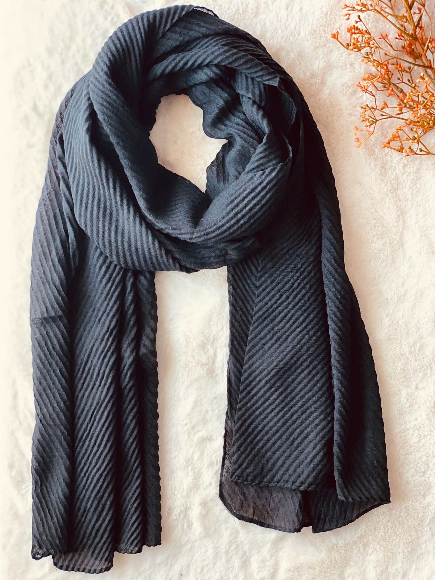 Black - Soft Crinkle Crimp Hijab